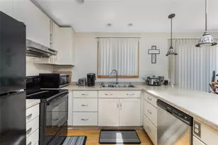 50 Fairview Ave, West Warwick, RI 02893 - Photo 28
