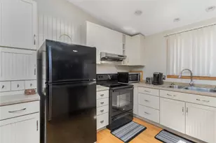 50 Fairview Ave, West Warwick, RI 02893 - Photo 32