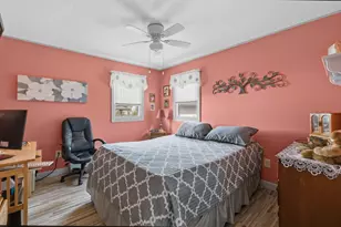 117 Fales Rd, Bristol, RI 02809 - Photo 24