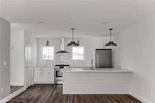 13 Nobert St, Warren, RI 02885 - Photo 2
