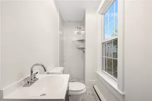 28 Young St, Newport, RI 02840 - Photo 8