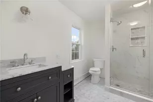 28 Young St, Newport, RI 02840 - Photo 22