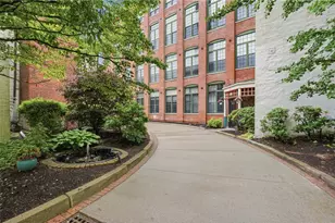 15 Higgins St, Smithfield, RI 02917 - Photo 2