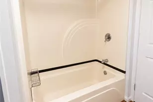 982 Douglas Ave, Providence, RI 02904 - Photo 14