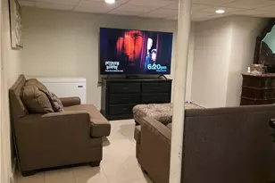 121 Barbara St, Providence, RI 02909 - Photo 30