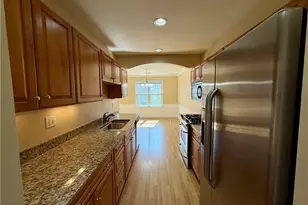70 Turner St, Warwick, RI 02886 - Photo 6