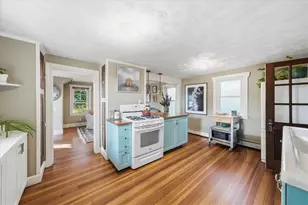 11 Baltimore St, Providence, RI 02909 - Photo 6