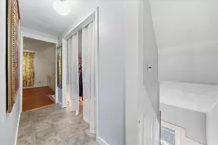 11 Baltimore St, Providence, RI 02909 - Photo 22