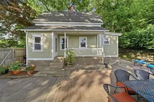 11 Baltimore St, Providence, RI 02909 - Photo 2