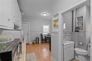 32 Judith St, Providence, RI 02909 - Photo 8