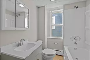 32 Judith St, Providence, RI 02909 - Photo 4