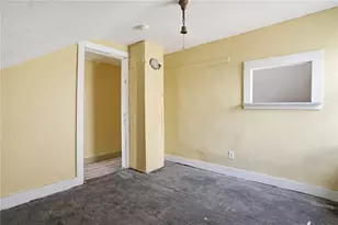 32 Judith St, Providence, RI 02909 - Photo 12
