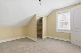32 Judith St, Providence, RI 02909 - Photo 10