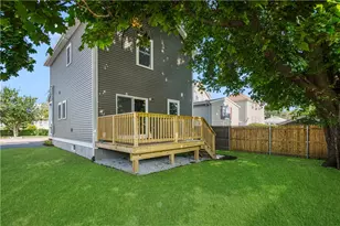 66 Fraser St, East Providence, RI 02914 - Photo 34