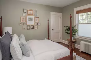 26 Vernon Ave, Newport, RI 02840 - Photo 22