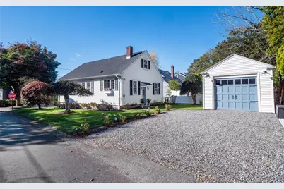 26 Vernon Avenue, Newport, RI 02840 - Photo 2