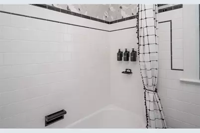26 Vernon Avenue, Newport, RI 02840 - Photo 28