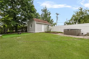 785 Main Ave, Warwick, RI 02886 - Photo 36