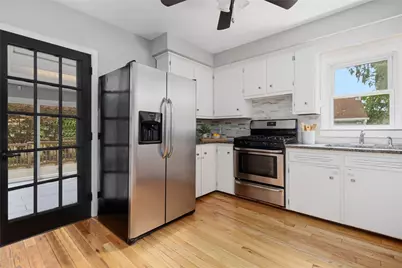785 Main Avenue, Warwick, RI 02886 - Photo 14