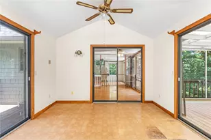 590 Shannock Rd, South Kingstown, RI 02879 - Photo 16