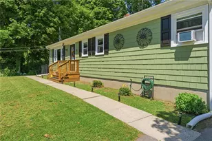 25 Meadow Lark Dr, Westerly, RI 02891 - Photo 6