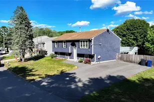 243 Warner Brook Dr, Warwick, RI 02889 - Photo 4
