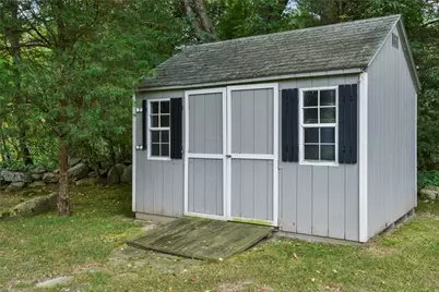 2360 Middle Road, East Greenwich, RI 02818 - Photo 10
