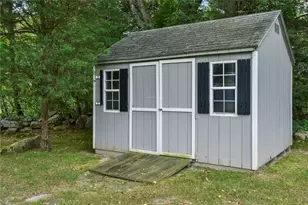 2360 Middle Rd, East Greenwich, RI 02818 - Photo 10