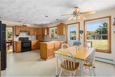 227 Prospect Avenue, Middletown, RI 02842 - Photo 6
