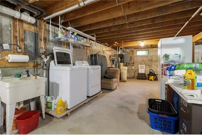 227 Prospect Avenue, Middletown, RI 02842 - Photo 30