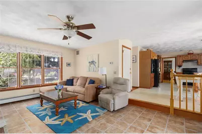 227 Prospect Avenue, Middletown, RI 02842 - Photo 4