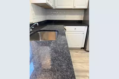 10 Saratoga Avenue, Pawtucket, RI 02861 - Photo 22