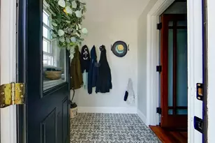 9 Dartmouth St, Newport, RI 02840 - Photo 2