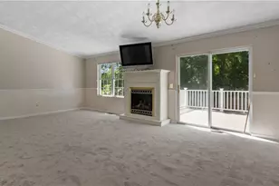 66 Hunters Crossing Dr, Coventry, RI 02816 - Photo 6