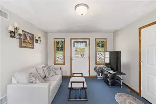 203 Tara Ln, Woonsocket, RI 02895 - Photo 22