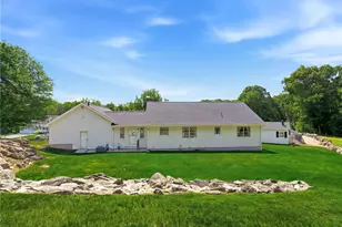 203 Tara Ln, Woonsocket, RI 02895 - Photo 36