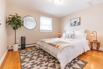 28 Dixon Street, Newport, RI 02840 - Photo 18
