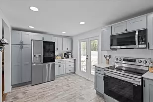 11 Sidney St, West Warwick, RI 02893 - Photo 2