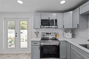11 Sidney St, West Warwick, RI 02893 - Photo 4
