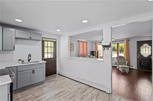 11 Sidney St, West Warwick, RI 02893 - Photo 6