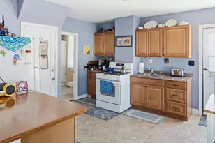 24 Pleasant St, Westerly, RI 02891 - Photo 6