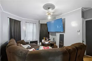156 Bridgham St, Providence, RI 02909 - Photo 12