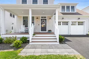 8 Lookout Ln, Portsmouth, RI 02871 - Photo 4