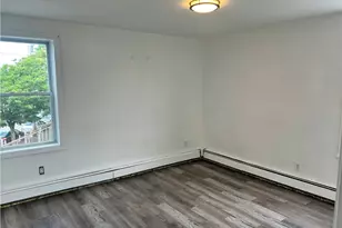 605 Broadway, Pawtucket, RI 02860 - Photo 20