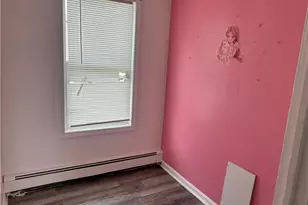 605 Broadway, Pawtucket, RI 02860 - Photo 16