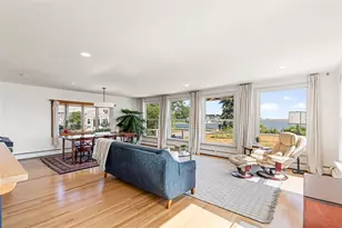 10 Blanding Ave, Barrington, RI 02806 - Photo 10