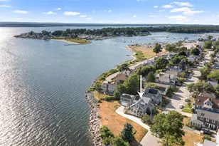 10 Blanding Ave, Barrington, RI 02806 - Photo 32