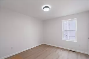 39 Douglas Ave, Providence, RI 02908 - Photo 14