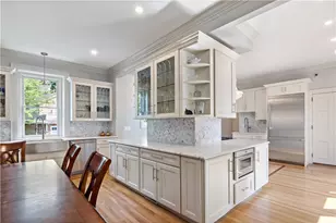 32 Lorraine St, Barrington, RI 02806 - Photo 22