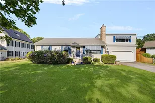 500 3rd Beach Rd, Middletown, RI 02842 - Photo 2